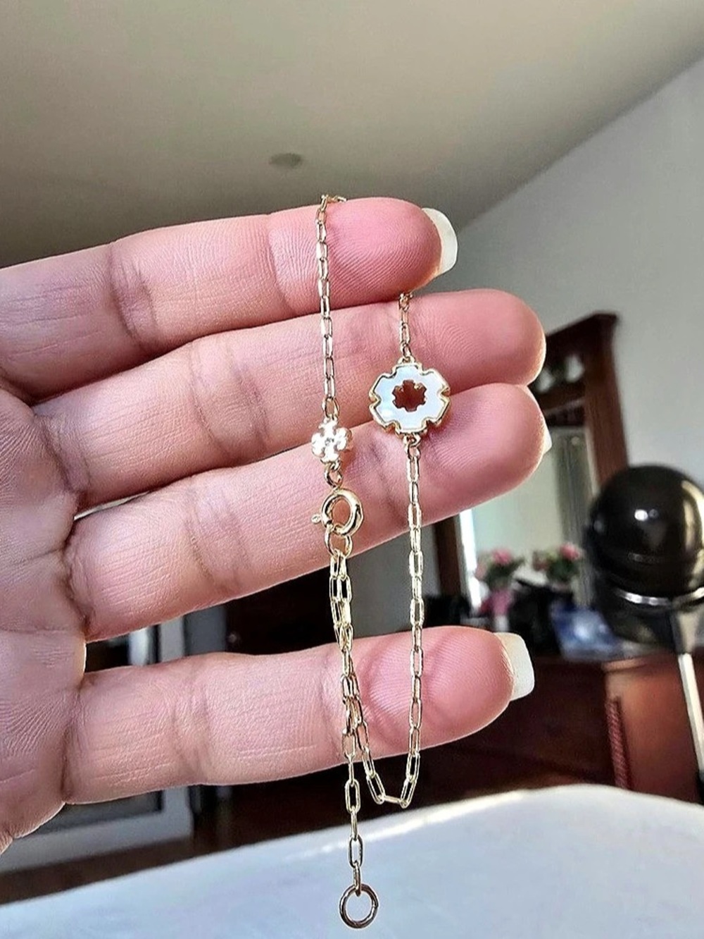 Tory Burch Kira Flower Bracelet Gold-Tone Charm Bracelet
